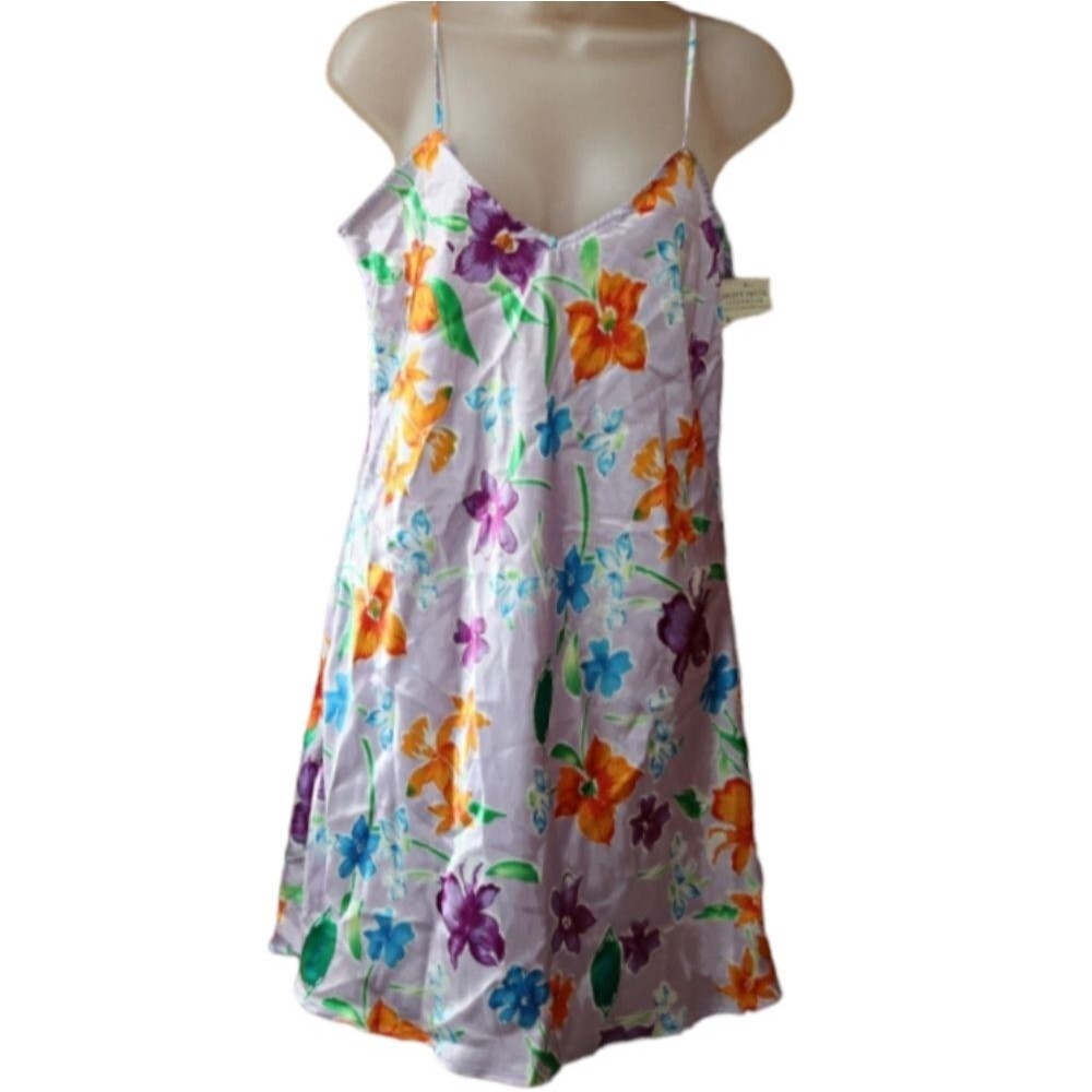 Jaclyn Smith Lavender Floral Satin Nightgown NOS Medium